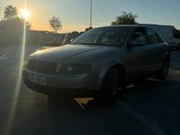 Usata Audi A4 130 CV (95 kW) 2002 Grigio Berlina