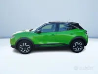Usata Opel Mokka Elegance 131 CV (96 kW) 2021 Verde metallizzato SUV