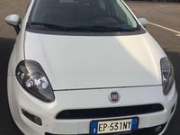 Usata Fiat Punto Easy 75 CV (55 kW) 2012 Bianco Utilitaria
