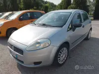 Usata Fiat Grande Punto 75 CV (55 kW) 2008 Grigio Utilitaria