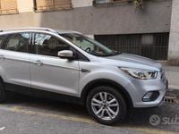Usata Ford Kuga 120 CV (88 kW) 2017 Grigio SUV