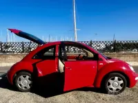 Usata VW New Beetle 90 CV (66 kW) 2000 Rosso Utilitaria