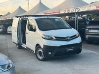 Usata Toyota Proace 122 CV (89 kW) 2019 Bianco Monovolume