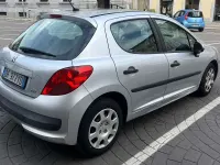 Usata Peugeot 207 73 CV (53 kW) 2007 Berlina