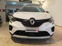 Usata Renault Captur Business 145 CV (106 kW) 2022 Bianco SUV
