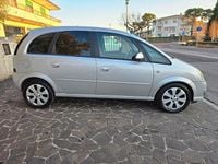 Usata Opel Meriva 90 CV (66 kW) 2008 Argento Monovolume
