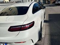Usata Mercedes E220 Premium Plus 194 CV (142 kW) 2020 Bianco Coupé