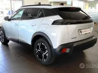 Usata Peugeot 2008 Allure 131 CV (96 kW) 2024 Bianco SUV