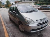 Usata Citroën Xsara Picasso 129 CV (94 kW) 2005 Grigio Monovolume