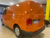 Usata VW Transporter 110 CV (80 kW) 2022 Arancione Furgone