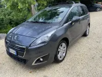 Usata Peugeot 5008 Allure 120 CV (88 kW) 2016 Grigio Monovolume