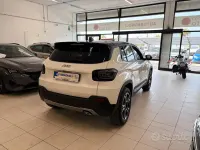 Usata Jeep Avenger Summit 101 CV (74 kW) 2023 Bianco SUV