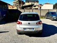 Usata VW Tiguan 140 CV (102 kW) 2010 Grigio SUV