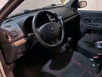 Usata Renault Clio II 75 CV (55 kW) 2004 Grigio Berlina