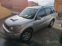 Usata Toyota RAV4 2002 Grigio SUV