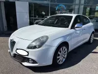 Usata Alfa Romeo Giulietta Super 119 CV (87 kW) 2017 Bianco Utilitaria