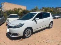 Usata Renault Scénic 110 CV (80 kW) 2014 Bianco Monovolume