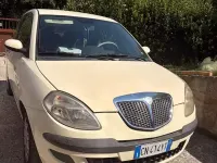 Usata Lancia Ypsilon 54 CV (39 kW) 2004 Giallo Utilitaria