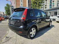 Usata Ford Fiesta Ambiente 68 CV (50 kW) 2005 Nero Utilitaria