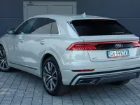 Usata Audi Q8 S-Line 231 CV (169 kW) 2022 Beige SUV