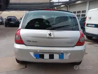 Gebraucht Renault Clio II 75 PS (55 kW) 2008 Grau Limousine