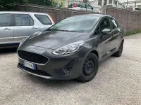 Usata Ford Fiesta Titanium 85 CV (62 kW) 2018 Grigio Utilitaria