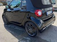 Usata Smart ForTwo Cabrio Brabus 90 CV (66 kW) 2018 Nero Cabrio