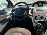 Gebraucht Lancia Ypsilon 75 PS (55 kW) 2010 Braun Kleinwagen