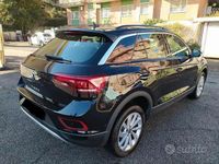 Usata VW T-Roc Advance 116 CV (85 kW) 2022 Nero SUV