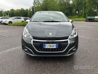 Usata Peugeot 208 Allure 82 CV (60 kW) 2017 Grigio Utilitaria