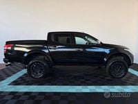 Usata Mitsubishi L200 Intense 181 CV (133 kW) 2016 Nero Pick-up