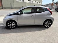 Usata Toyota Aygo 72 CV (52 kW) 2020 Grigio Utilitaria