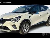 Usata Renault Captur Intens 145 CV (106 kW) 2022 Bianco SUV