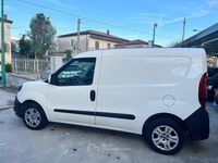 Usata Fiat Doblò 105 CV (77 kW) 2019 Bianco Monovolume