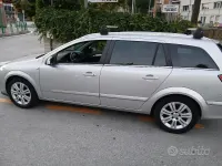 Usata Opel Astra 101 CV (74 kW) 2008 Grigio Station wagon