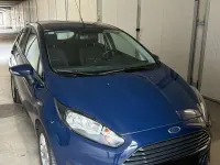 Usata Ford Fiesta Titanium 95 CV (69 kW) 2016 Blu/azzurro Utilitaria