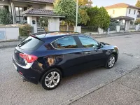 Usata Alfa Romeo Giulietta Exclusive 140 CV (102 kW) 2011 Utilitaria