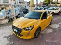 Usata Peugeot 208 101 CV (74 kW) 2022 Giallo Utilitaria