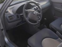 usata Nissan Micra 2002