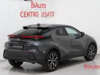 Usata Toyota C-HR Trend 140 CV (102 kW) 2024 Grigio SUV