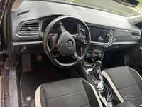 Usata VW T-Roc 150 CV (110 kW) 2019 Nero SUV