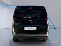 Usata Ford Tourneo Courier Titanium 125 CV (91 kW) 2025 Nero Monovolume