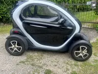 Usata Renault Twizy 13 kW (18 CV) 2021 Utilitaria
