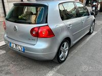 Usata VW Golf V 2004 Grigio Utilitaria