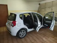 Usata Chevrolet Aveo 84 CV (61 kW) 2009 Bianco Berlina