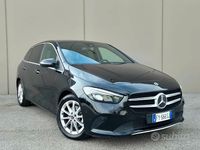 Usata Mercedes B200 150 CV (110 kW) 2019 Nero Monovolume
