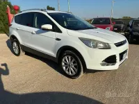 Usata Ford Kuga Titanium 120 CV (88 kW) 2016 Bianco SUV