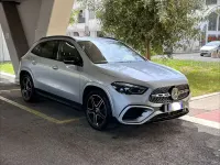 Käytetty Mercedes GLA200 AMG Line Premium Plus 150 HP (110 kW) 2024 Harmaa Katumaasturi