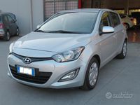 Usata Hyundai i20 Classic 86 CV (63 kW) 2013 Grigio Utilitaria