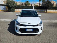 Usata Kia Rio 2017 Bianco Berlina